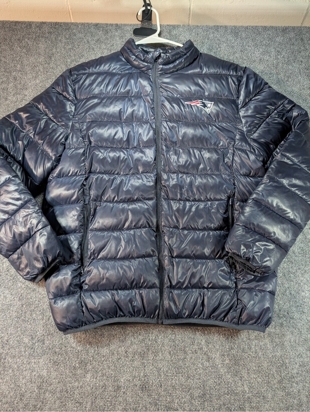 New England Patriots NFL Puffer Jacket Men's XL Navy Lightweight Warm Raincoat